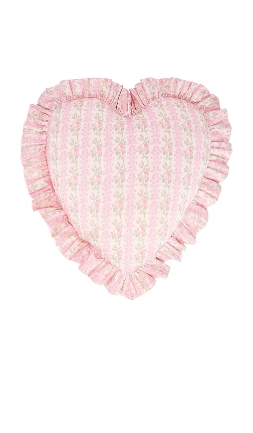 Ruffle Heart Pillow in Pink - LoveShackFancy - Modalova