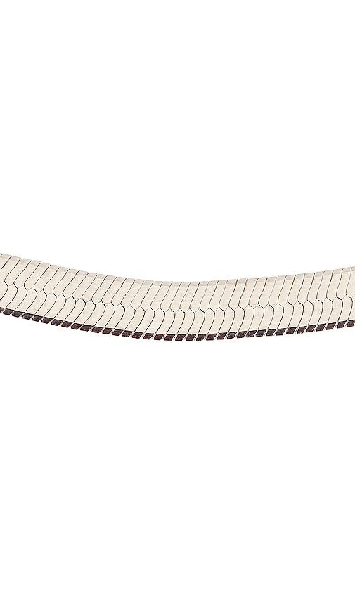 XL Herringbone Necklace in Metallic Silver - Loren Stewart - Modalova