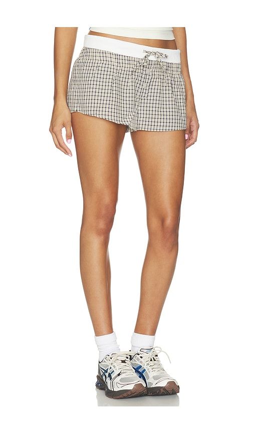 Nirvana Short in Beige. - size L (also in M, S, XL, XS, XXS) - LIONESS - Modalova