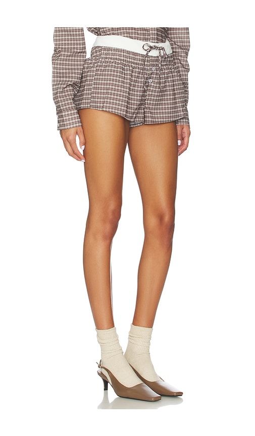 X REVOLVE Nirvana Short in Chocolate. - size M (also in S, XS, XXS) - LIONESS - Modalova