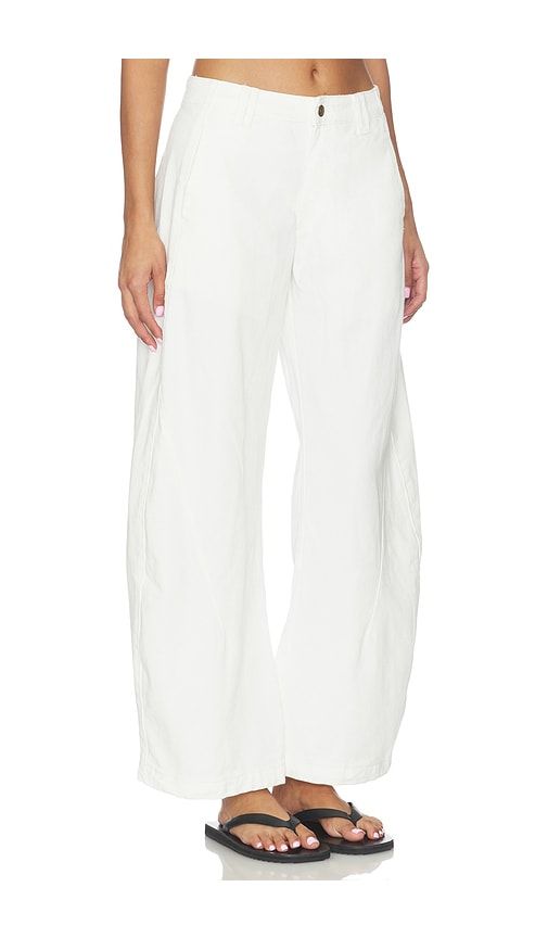 Sideline Jeans in White. - size L (also in M, S, XL, XS, XXS) - LIONESS - Modalova