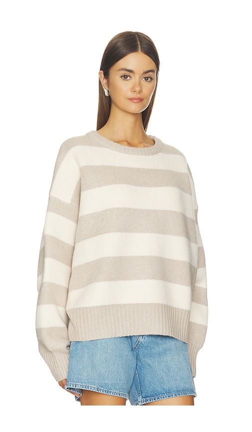 Dolce Knit Sweater in Beige. - size L (also in M, S, XL, XS, XXS) - LIONESS - Modalova