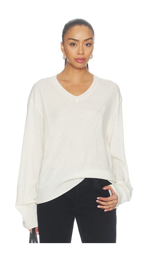Olsen V Knit Sweater in White. - size L (also in M, S, XS, XXS) - LIONESS - Modalova