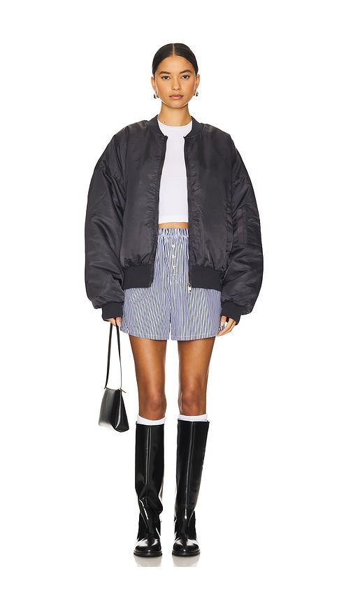 Essential Bomber Jacket in . Taglia L. Also in M, S, XL, XS, XXL, XXS - LIONESS - Modalova