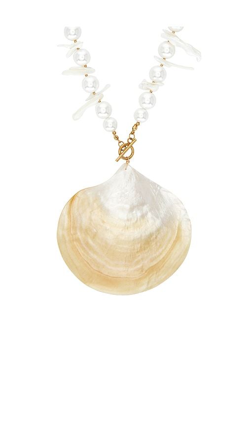 Casey Shell Necklace in Ivory - Lovers and Friends - Modalova