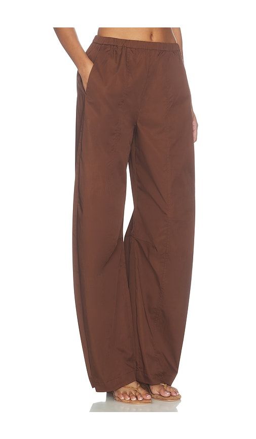 Maggie Pant in Chocolate. - size L (also in M, S, XL, XS, XXS) - Lovers and Friends - Modalova
