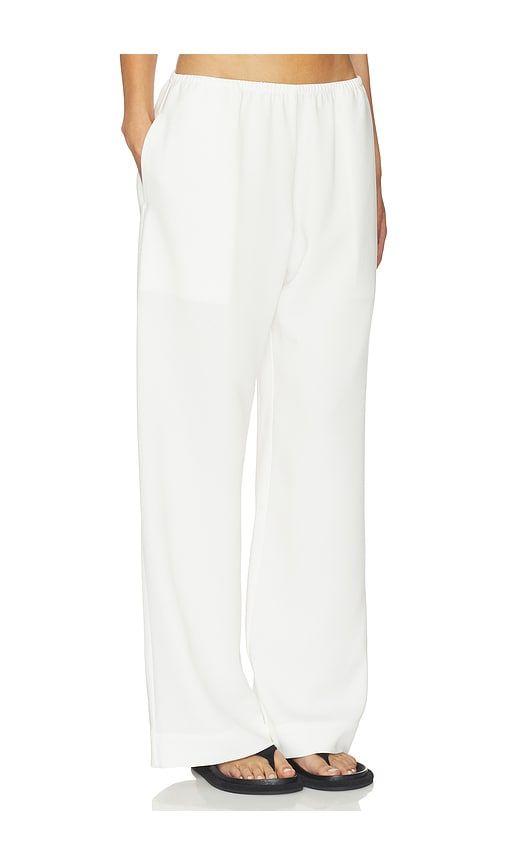 Arielle Pocket Pant in White. - size L (also in M, S) - LESET - Modalova