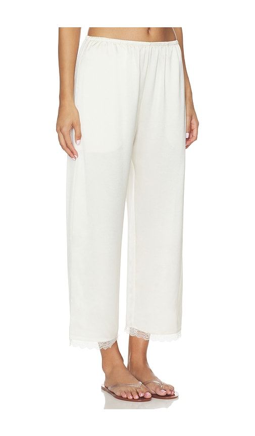 Barb Lace Crop Pant in Cream. - size M (also in S, XL, XS) - LESET - Modalova