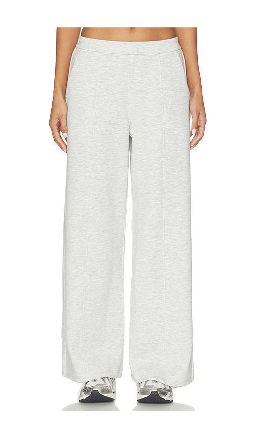 Smooth Spacer High-Rise Wide-Leg Pant in Light Grey. - size L (also in M, S, XL, XS) - lululemon - Modalova