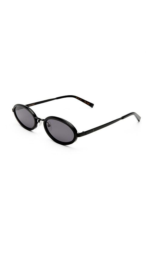 The Sage Sunglasses in - Luv Lou - Modalova
