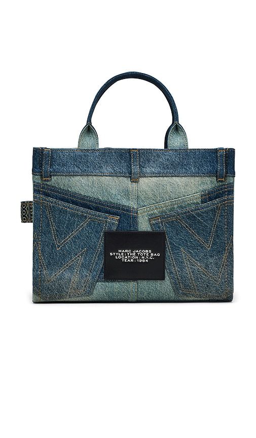 The Deconstructed Denim Medium Tote Bag in Blue - Marc Jacobs - Modalova