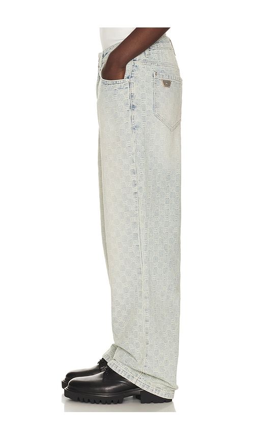 Monogram Ocean Washed Jeans in Blue. - size 30 (also in 31, 32, 34, 36) - MISBHV - Modalova