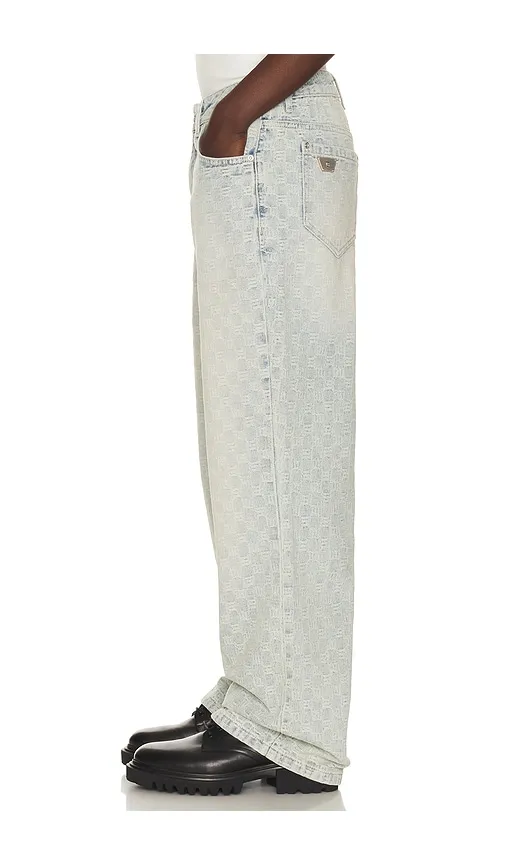 Monogram Ocean Washed Jeans in Blue. - size 31 (also in 32, 34, 36) - MISBHV - Modalova