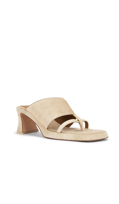 Trisha Pony Asymmetric Thong Sandal in Beige. - size 36 (also in 37, 38, 39) - Miista - Modalova