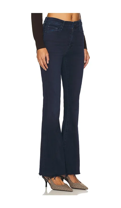 The Weekend Fray Jeans in Denim-Dark. - size 24 (also in 25, 26, 27, 28, 29, 30, 32) - MOTHER - Modalova