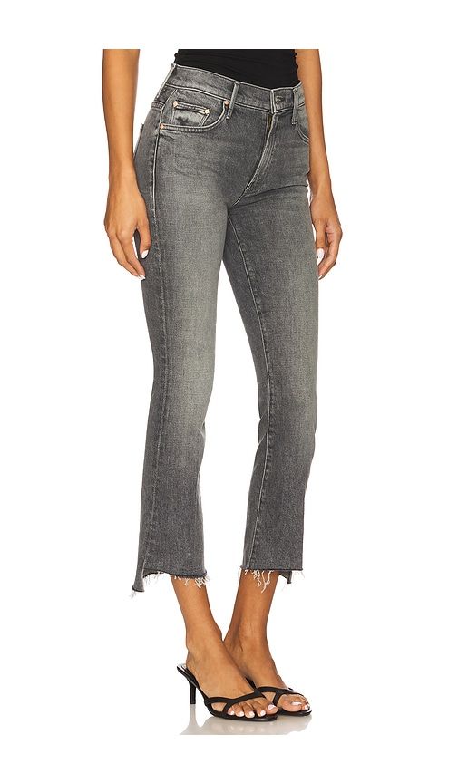 The Insider Crop Step Fray Jeans in Grey. - size 29 (also in 34) - MOTHER - Modalova