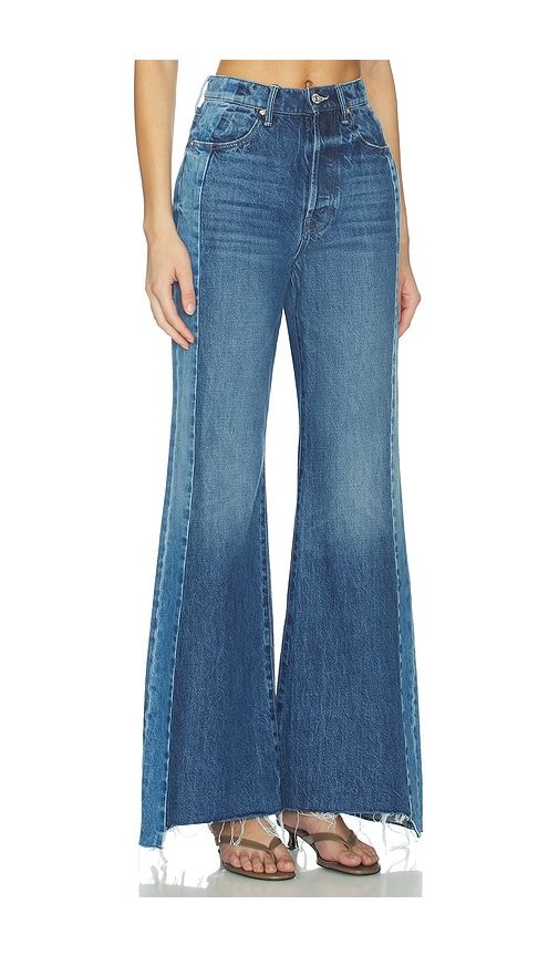 The Tux Sidestepper Sneak Fray Jeans in Blue. - size 25 (also in 32) - MOTHER - Modalova