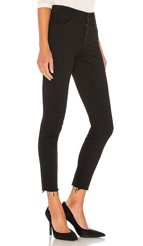The Pixie Ankle Fray Jeans in Black. - size 24 (also in 26, 27, 28, 30, 31, 32, 33, 34) - MOTHER - Modalova