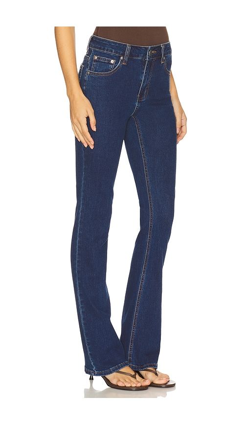 Genova Denim Jean in Blue. - size 26 (also in 27, 28, 29, 30, 32) - MORE TO COME - Modalova