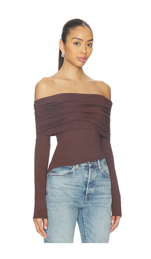 Andrea Off Shoulder Top in Brown. - size L (also in XS, XXS) - MORE TO COME - Modalova
