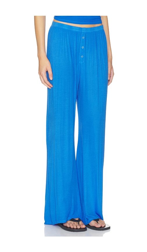 Laguna Wide Leg Pant With Snaps in Blue. - size L (also in M, S, XS) - Michael Lauren - Modalova