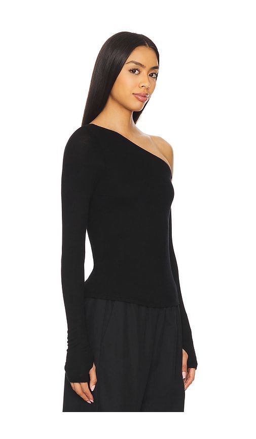 Magdaleno Long Sleeve Asymmetrical Fitted Cold Shoulder Top in . - size L (also in M, XL) - Michael Lauren - Modalova