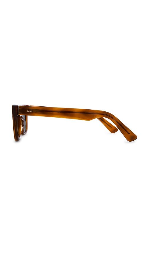 Dean Sunglasses in - MESSYWEEKEND - Modalova