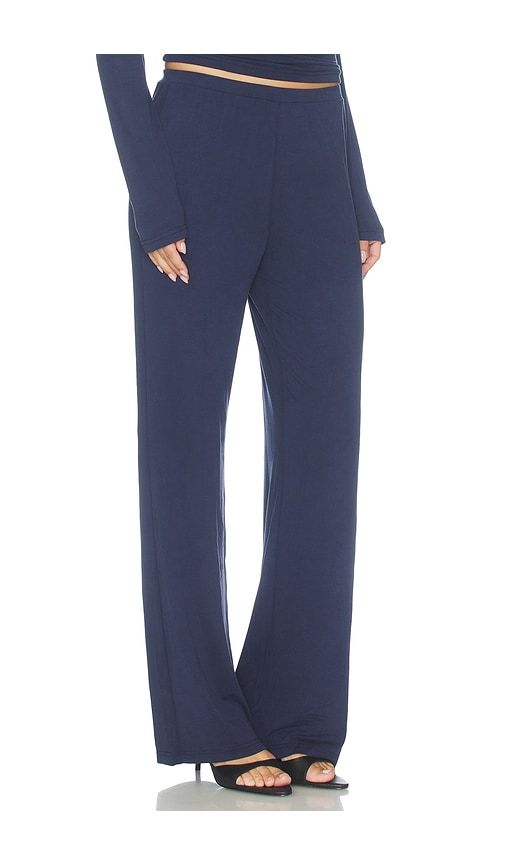 Ari Pants in . - size L (also in M, S, XL, XS) - MADISON THE LABEL - Modalova