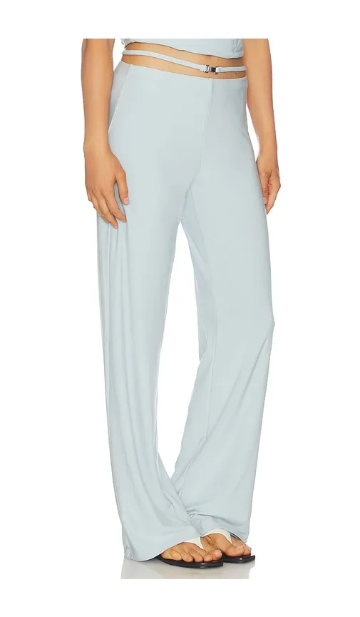 Windsor Pant in Baby Blue. - size L (also in M, S) - MADISON THE LABEL - Modalova