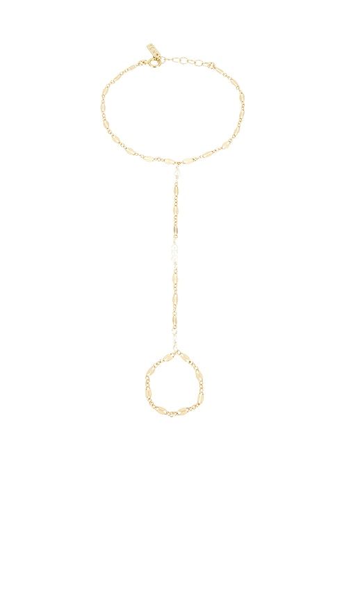 Yaya Hand Chain in Metallic - Natalie B Jewelry - Modalova