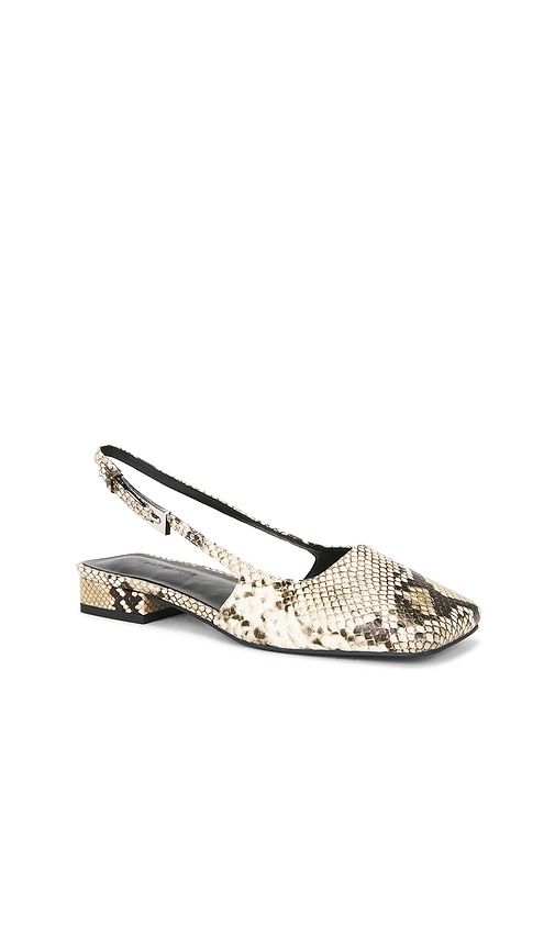 The Penny Flat in Beige. - size 5 (also in 6) - Nakedvice - Modalova