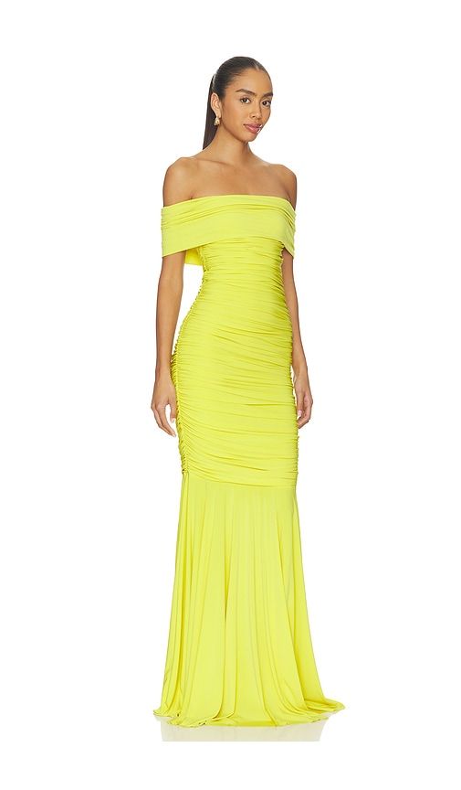 Sleeveless Cowl Neck Side Shirred Fishtail Gown in Yellow. - size S (also in XS, XXS) - Norma Kamali - Modalova