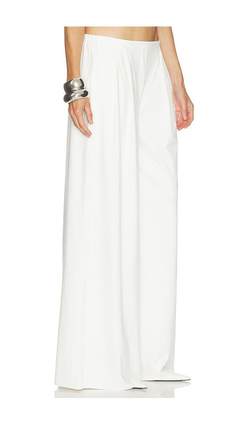 Mens Pleat Pant in White. - size M (also in S, XS) - Norma Kamali - Modalova
