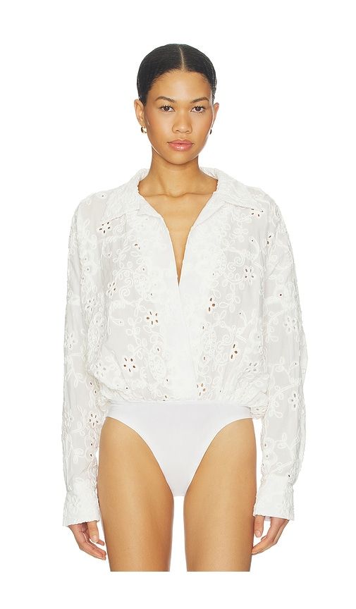 Super Oversized Boyfriend Shirt Bodysuit in White. - size L (also in M, S, XL, XS, XXS) - Norma Kamali - Modalova