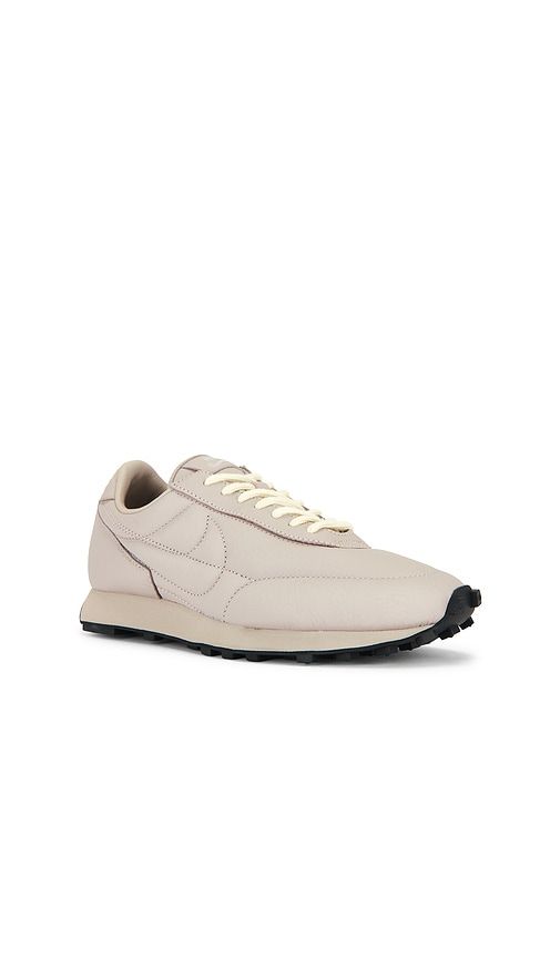Daybreak SP in Grey. - size 4 (also in 5, 8) - Nike - Modalova