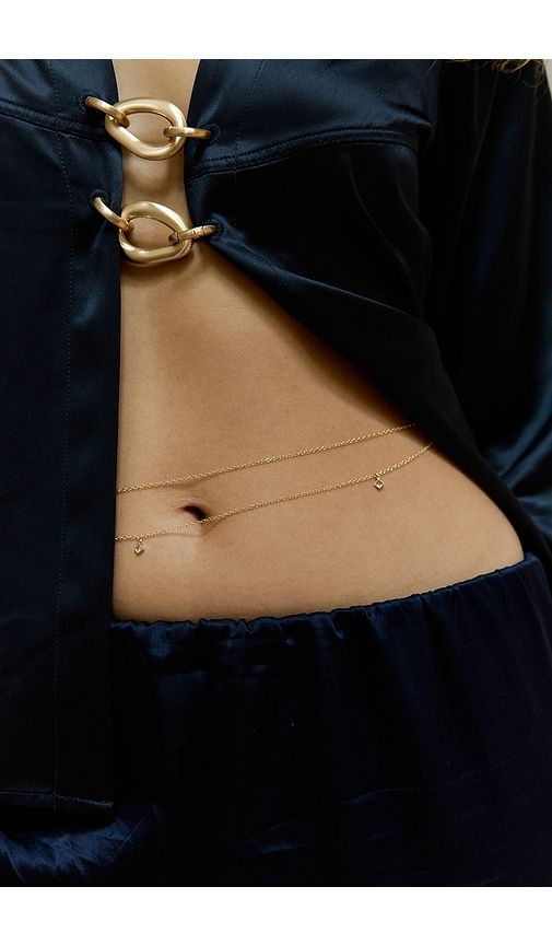 X REVOLVE Double Belly Chain in Metallic - NAiiA - Modalova