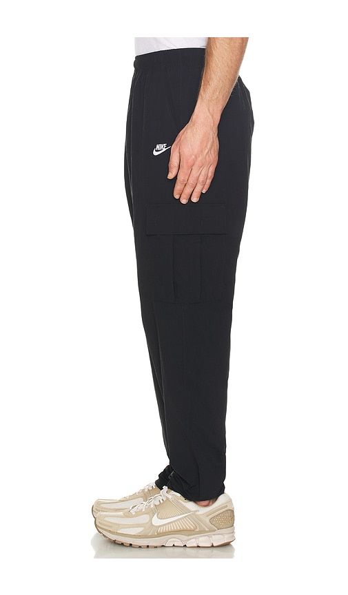 Club Wvn Cargo Pant in . - size L (also in XL/1X) - Nike - Modalova