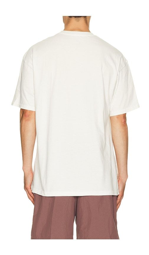 NSW Tee LSE Celeb Fb in Cream. - size L (also in M, S, XL/1X, XS, XXL/2X) - Nike - Modalova