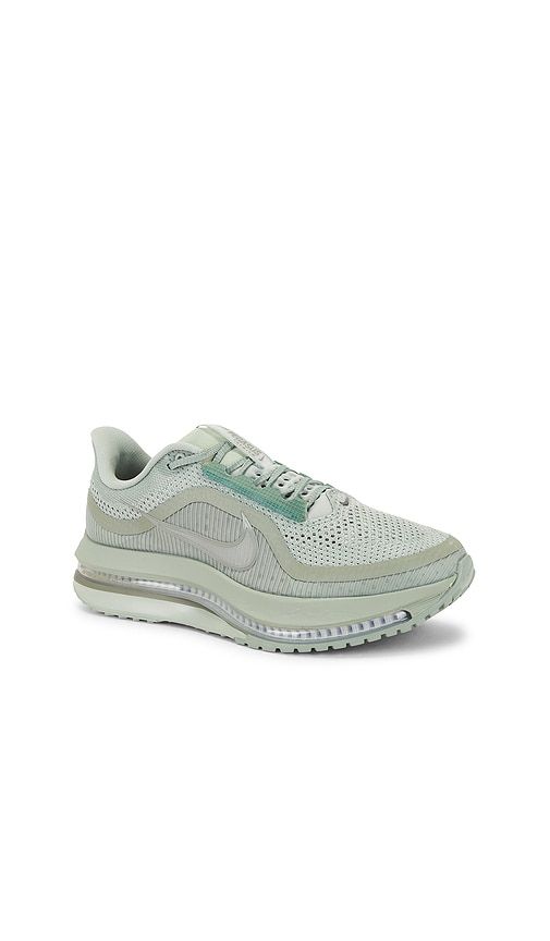 Pegasus Premium Sneaker in Sage. - size 8 (also in 9.5) - Nike - Modalova