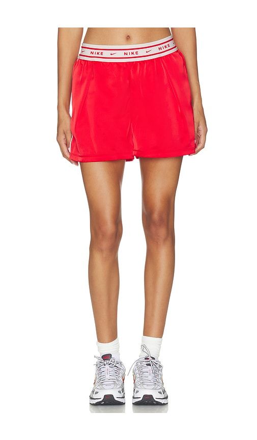 Women's Loose Shorts in Red. - size L (also in S) - Nike - Modalova