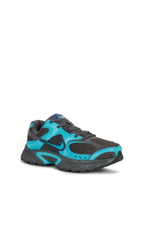 V5 Rnr Sneaker in Grey. - size 5 (also in 6, 6.5, 7, 7.5, 8, 8.5, 9, 10, 10.5) - Nike - Modalova