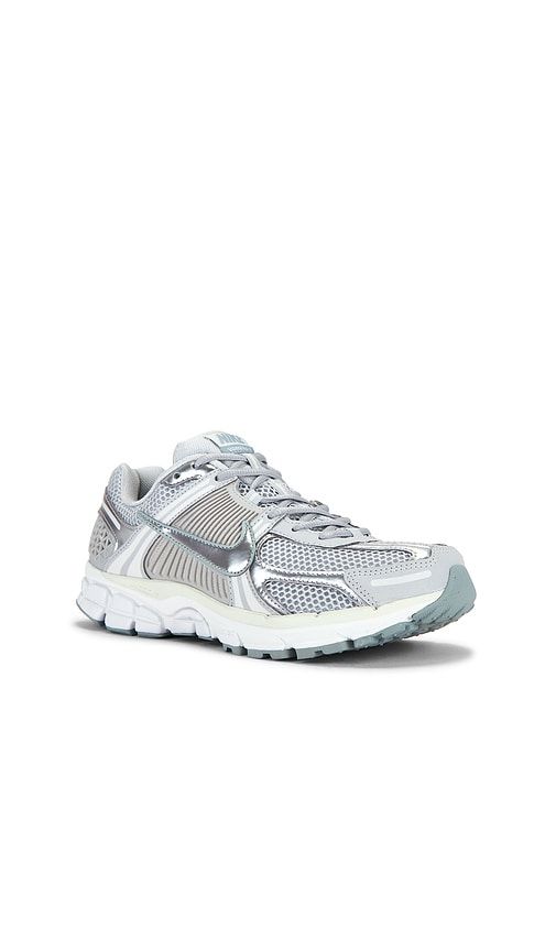 Zoom Vomero 5 Sneaker in Grey. - size 7 (also in 9.5) - Nike - Modalova