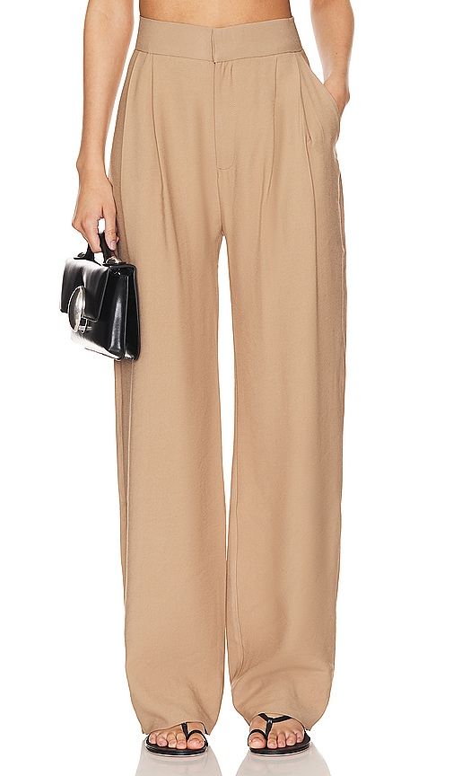 Fallon Pant in Tan. - size M (also in L, S) - NONchalant Label - Modalova
