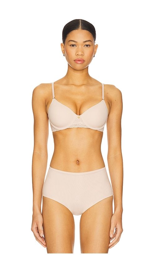 Bliss Perfection Contour Underwire Bra in Nude. - size 32B (also in 32C, 32D, 34B, 34C, 34D, 36B, 36C, 36D) - Natori - Modalova