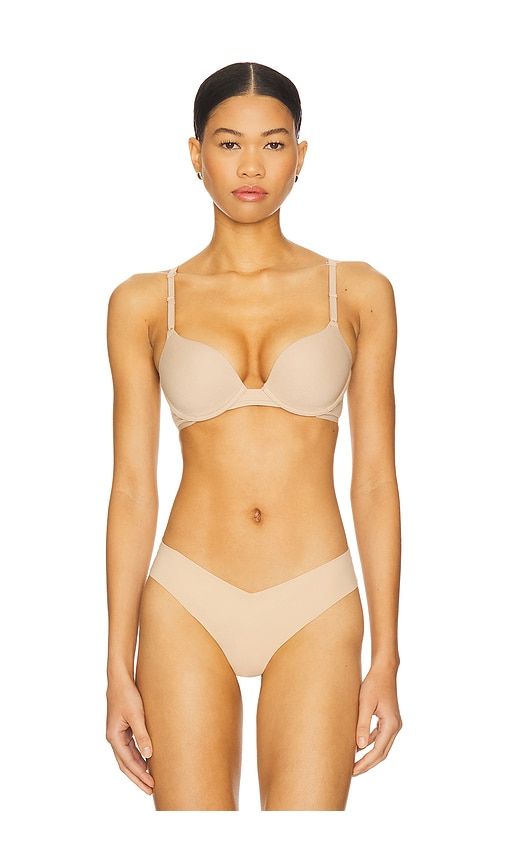 Bliss Convertible T-shirt Bra in Tan. - size 32B (also in 32C, 32D, 34B, 34C, 34D, 36B, 36C, 36D) - Natori - Modalova