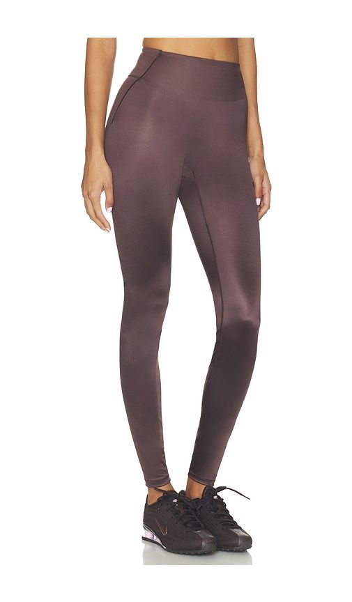 Shine Bonded Waist 29 Inch Leggings in Brown. - size M (also in S, XS) - NikeSKIMS - Modalova