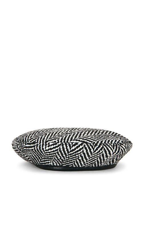 Suiting Chevron Beret in Black - Naked Wardrobe - Modalova