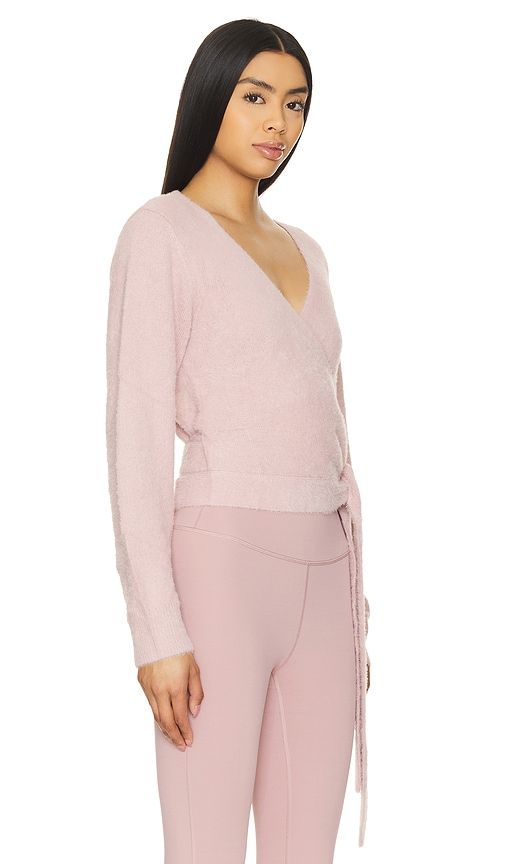 Thriving Wrap Top in Pink. - size M (also in XL) - Nubyen - Modalova