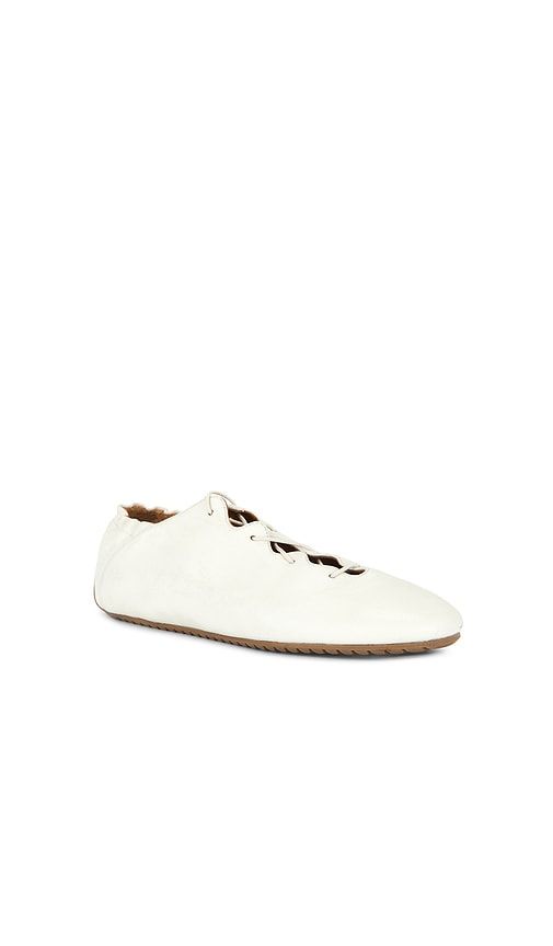 Milly Scallop Flat in Cream. - size 38 (also in 39) - Odissi - Modalova