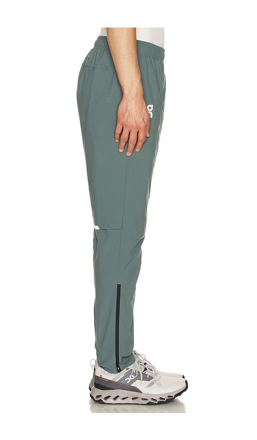 Core Pants in Green. - size L (also in XL/1X) - On - Modalova